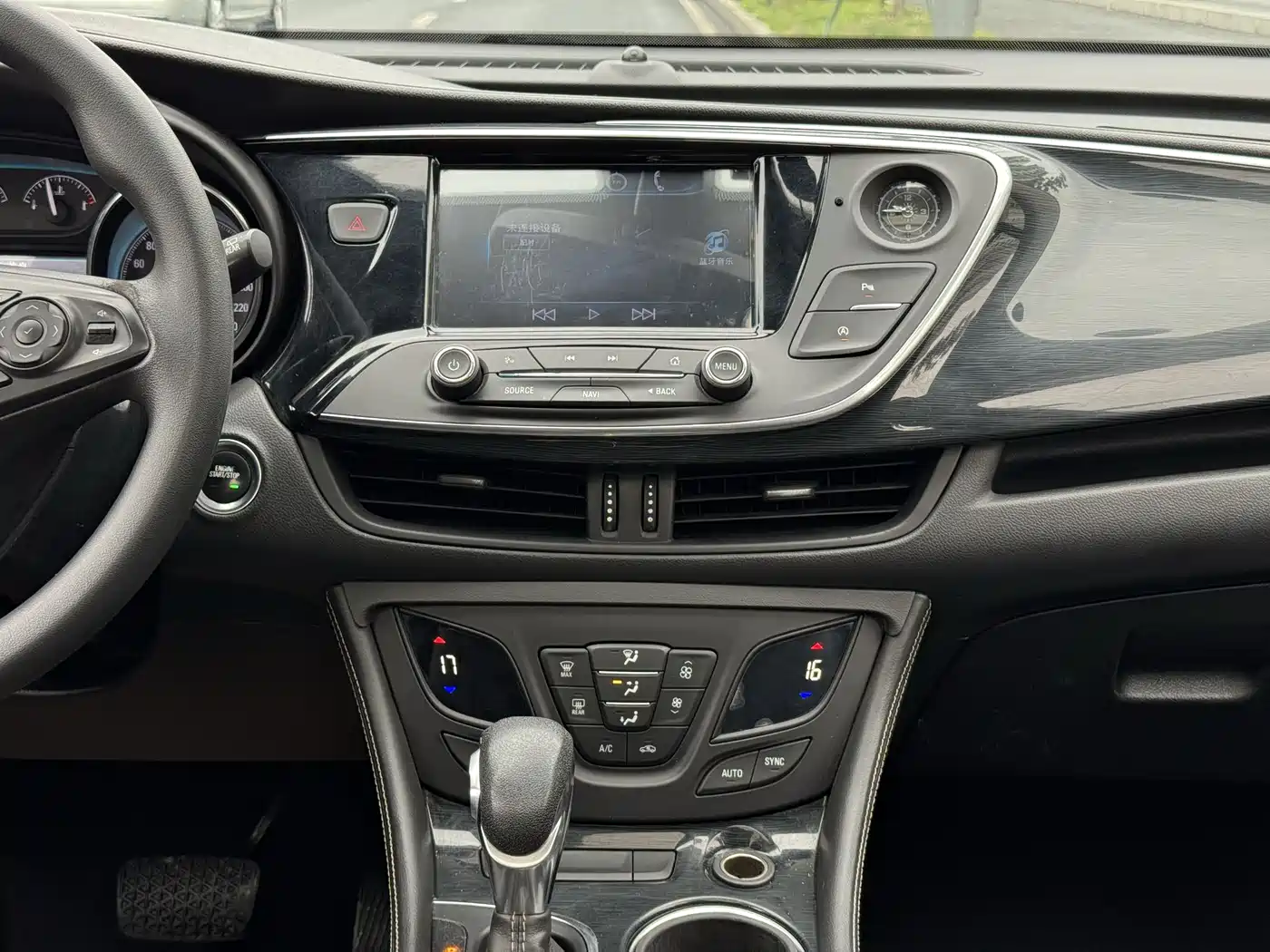 Buick Envision Plus 2016 20T 2WD Leading фото 8