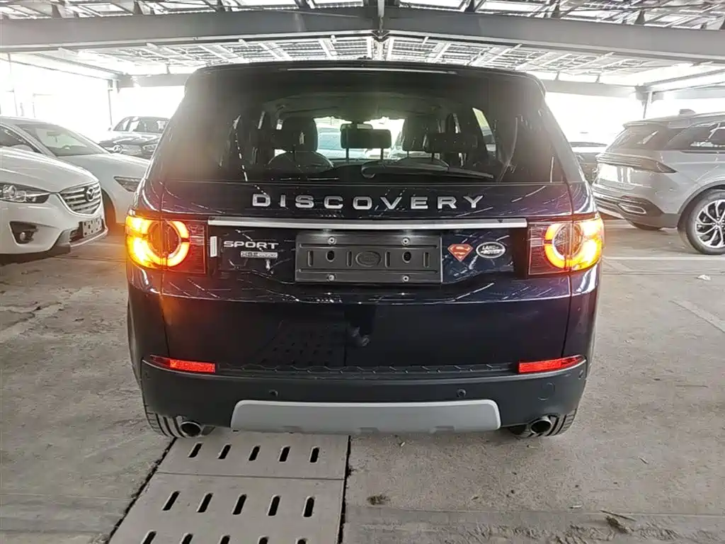 Land Rover Discovery Sport (Import) 2015 2.0T HSE Luxury фото 6