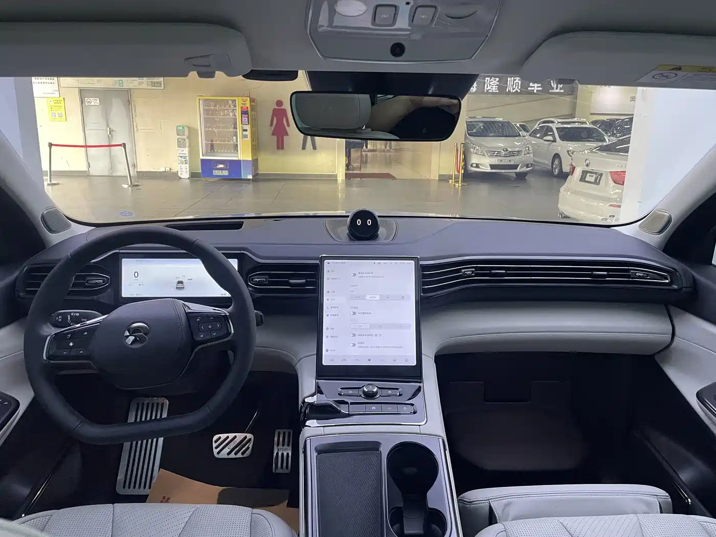 NIO ES8 2022 2020 580KM 6-Seater