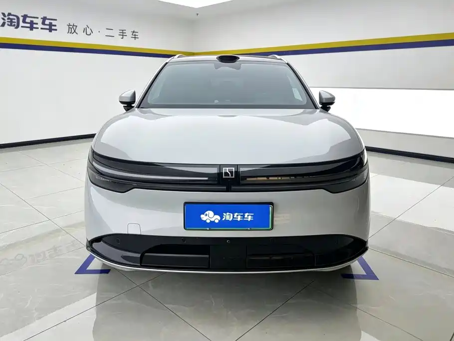 ZEEKR 7X 2025 2025 Model 75kWh RWD Smart Driving Edition