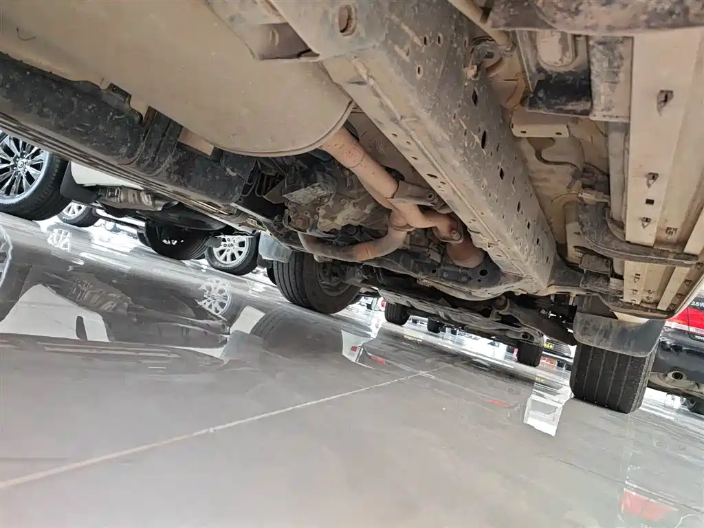 Toyota Prado 2018 3.5L Automatic TX-L Rear-mounted Spare Tire фото 17
