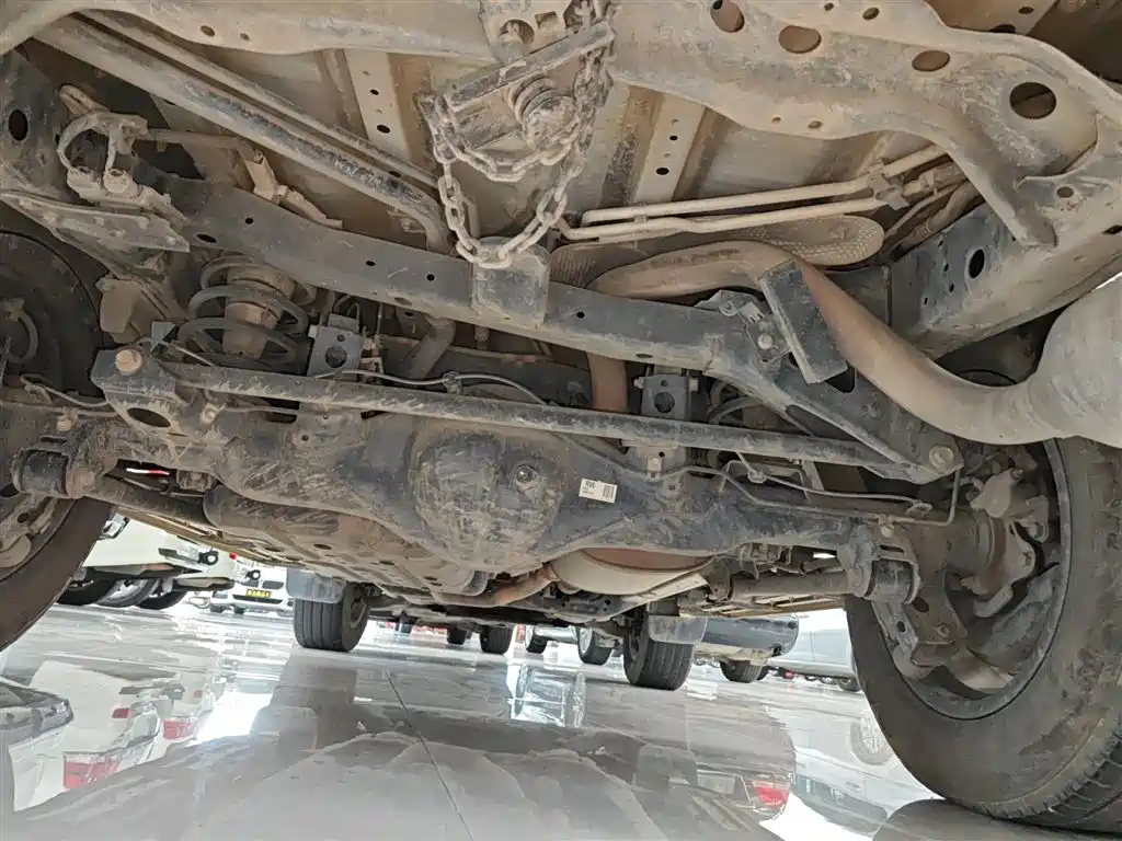 Toyota Prado 2018 3.5L Automatic TX-L Rear-mounted Spare Tire фото 25