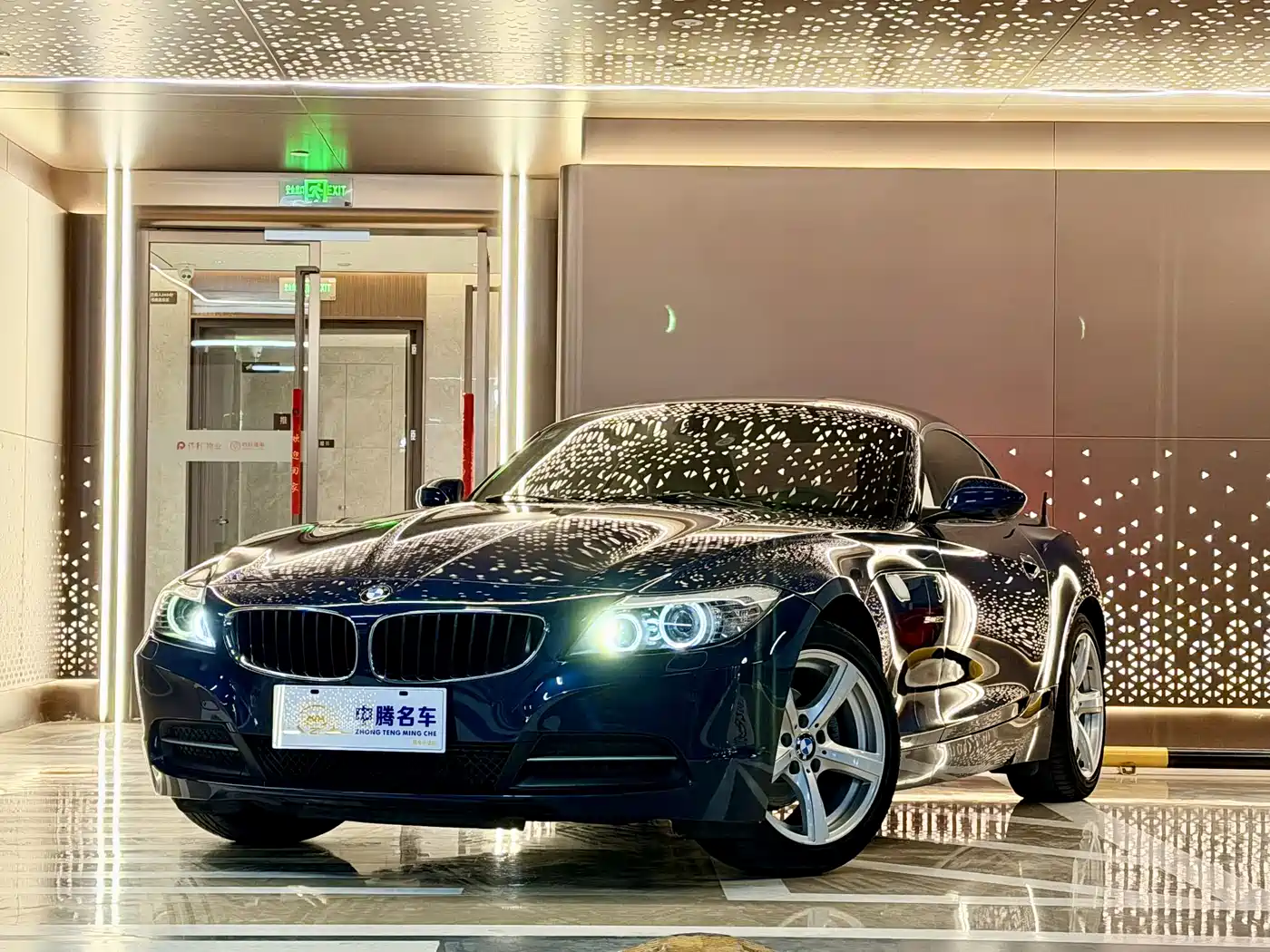 BMW Z4 2012 sDrive20i Leading