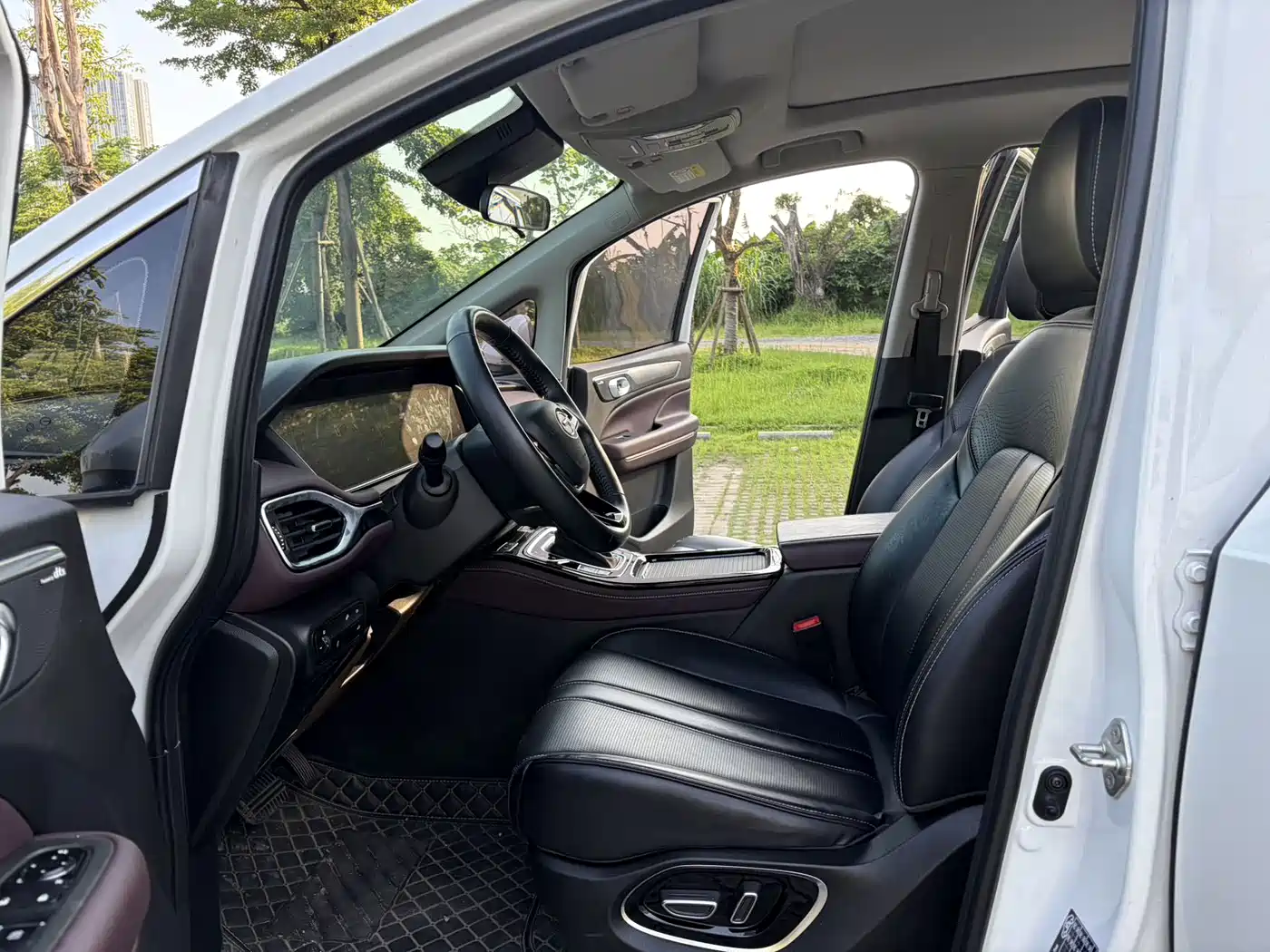 GAC Trumpchi Trumpchi M6 2023 PRO 270T DCT Premium Edition фото 7