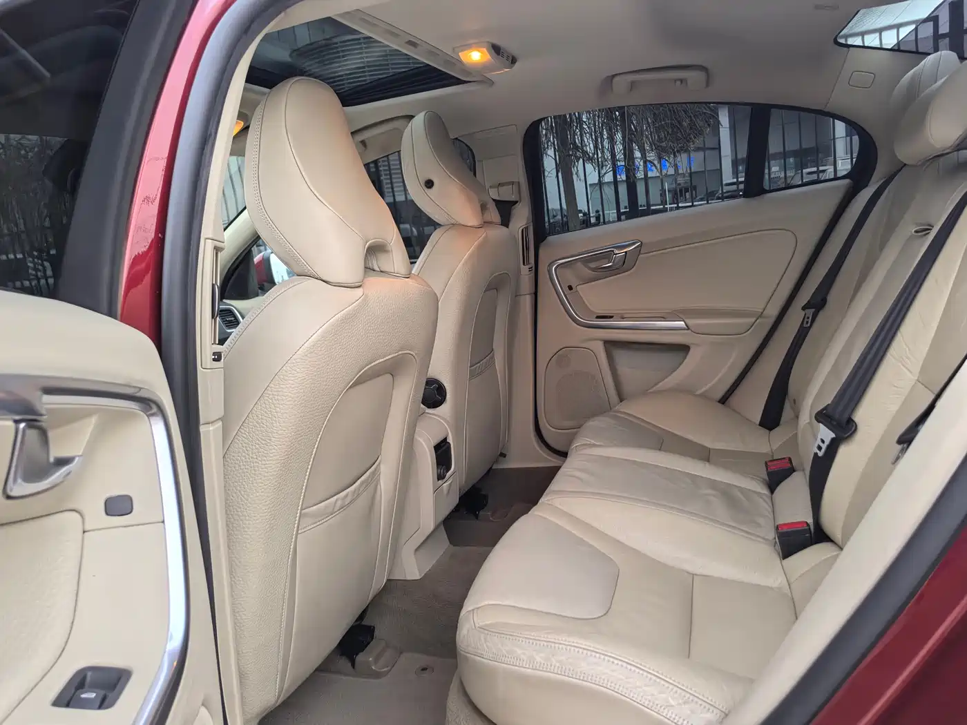 Volvo S60 (Import) 2011 2011 2.0T Comfort