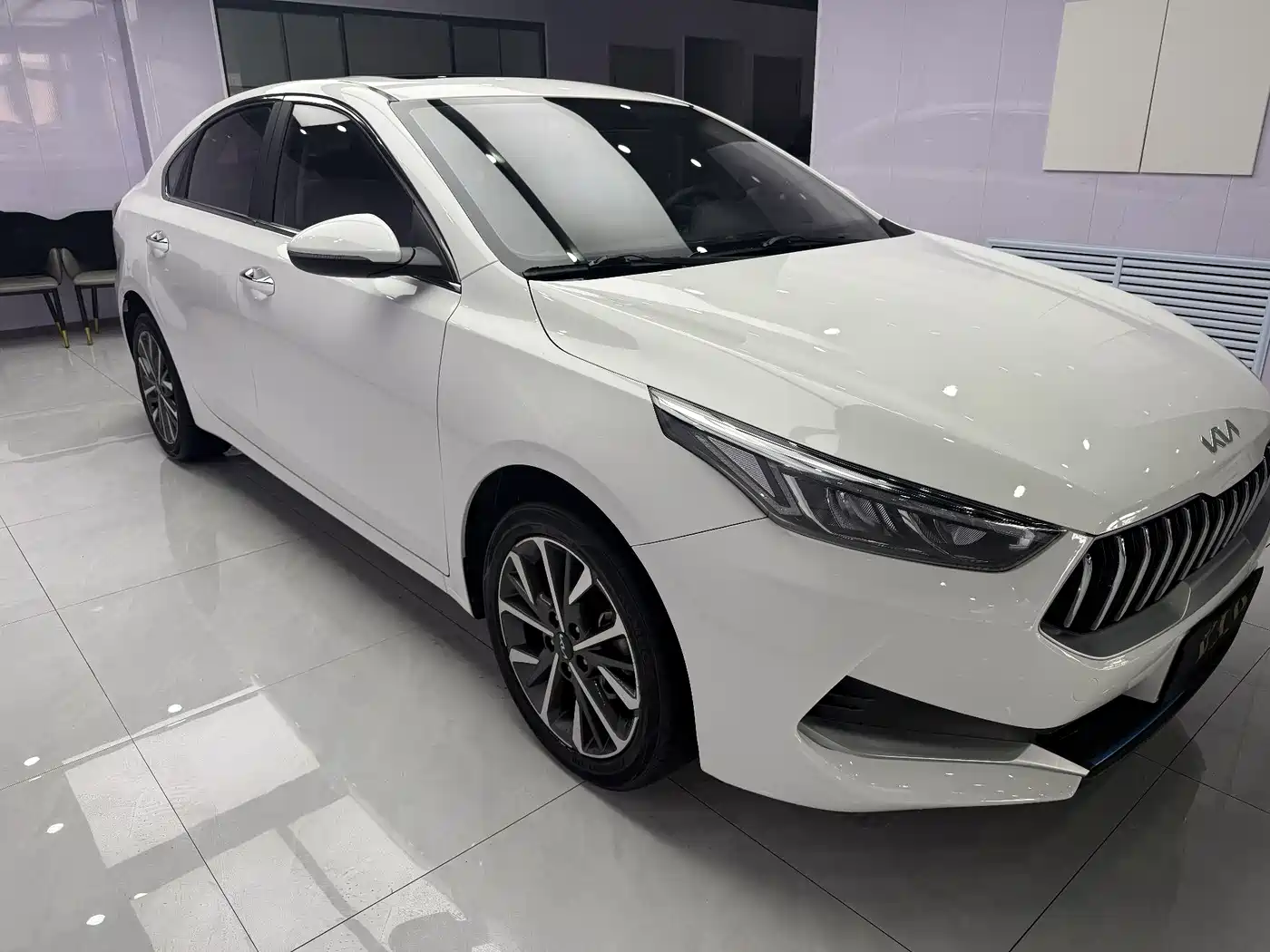 Kia K3 2021 1.5L CVT Fashion Edition фото 6