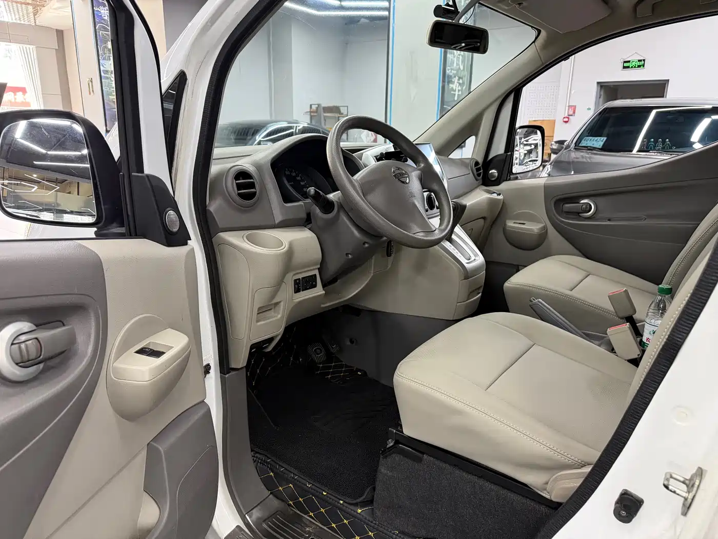 Nissan NV200 2016 2014 1.6L CVT Luxury (China V)