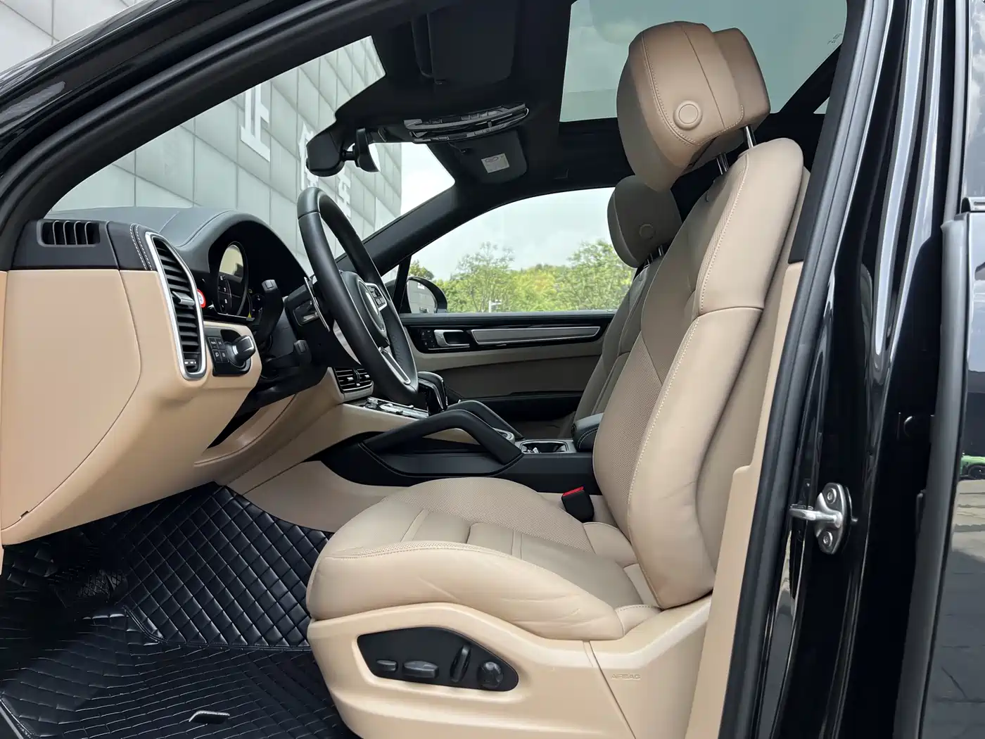 Porsche Cayenne New Energy 2023 Cayenne E-Hybrid 2.0T фото 26