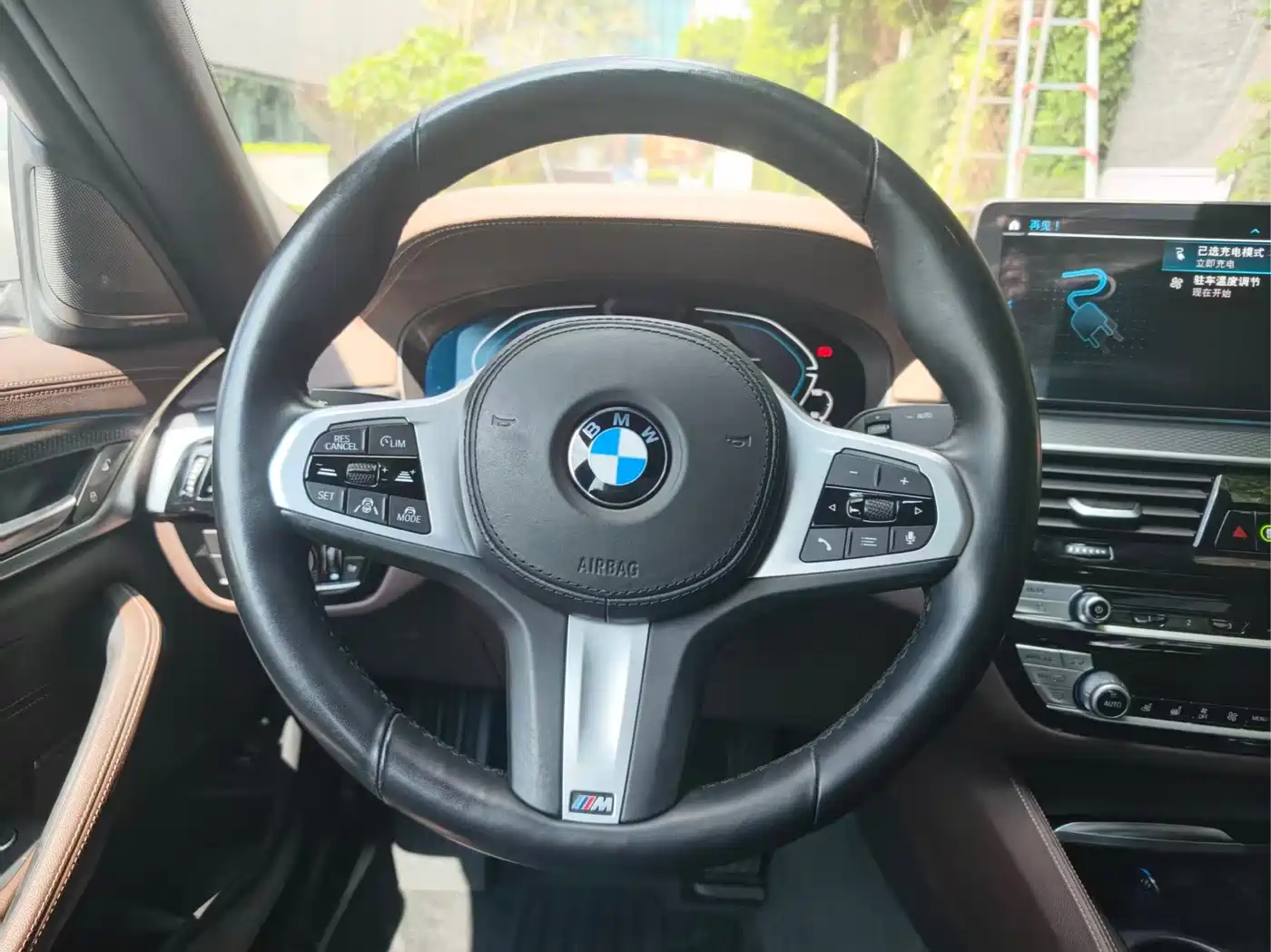 BMW 5 Series, миниатюра 11