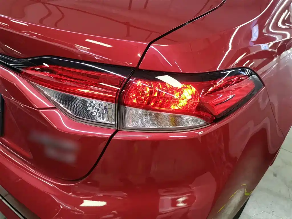 Toyota Levin 2022 185T CVT Luxury Edition фото 8