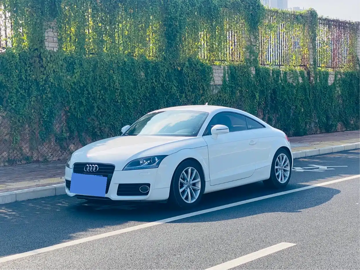Audi TT 2011 TT Coupe 2.0TFSI