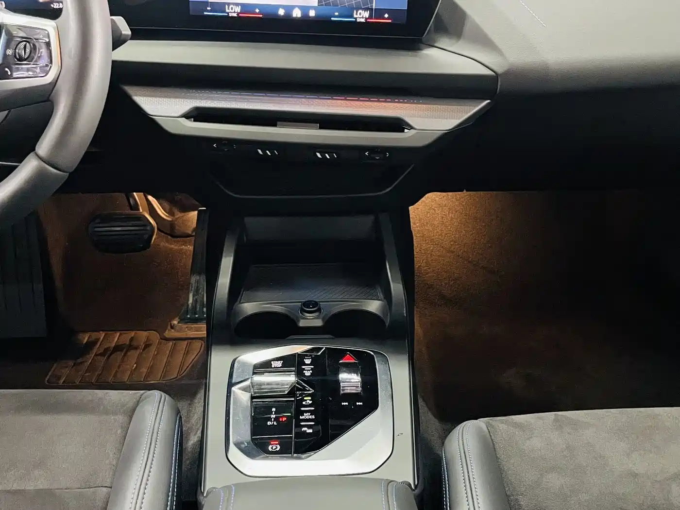 BMW 2 Series 2025 2025 225L M Sport Package