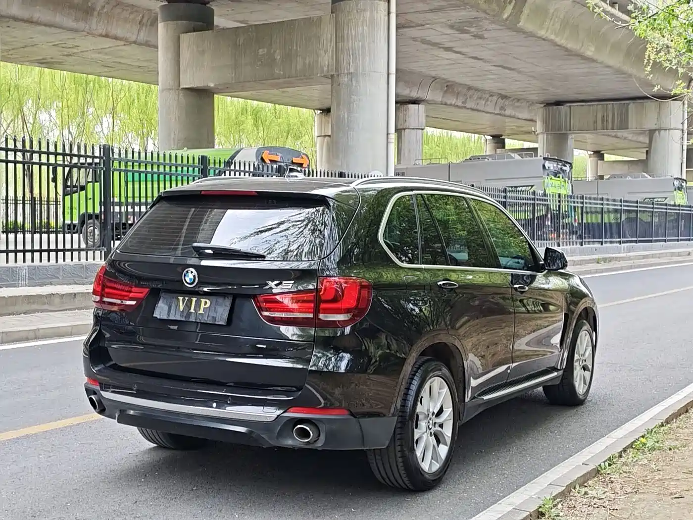 BMW X5 (Import) 2017 xDrive28i фото 9