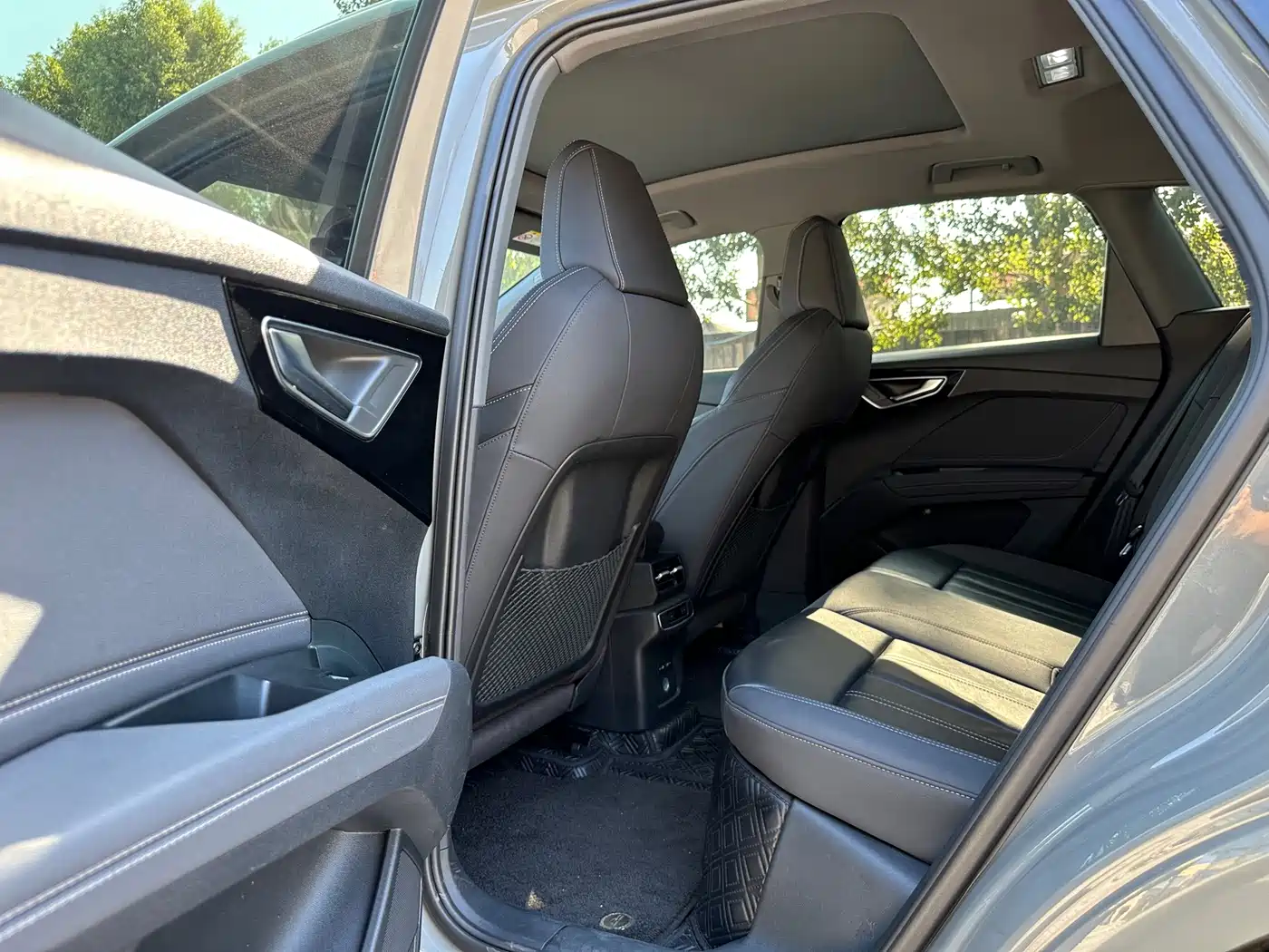 Audi Q4 e-tron 2023 2023 40 e-tron Pioneer Edition