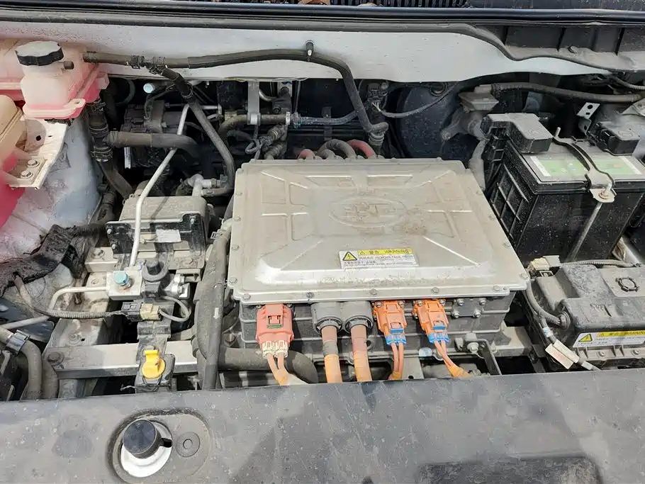 BYD Yuan New Energy 2018 EV360 Smart Connected Cool Type фото 10