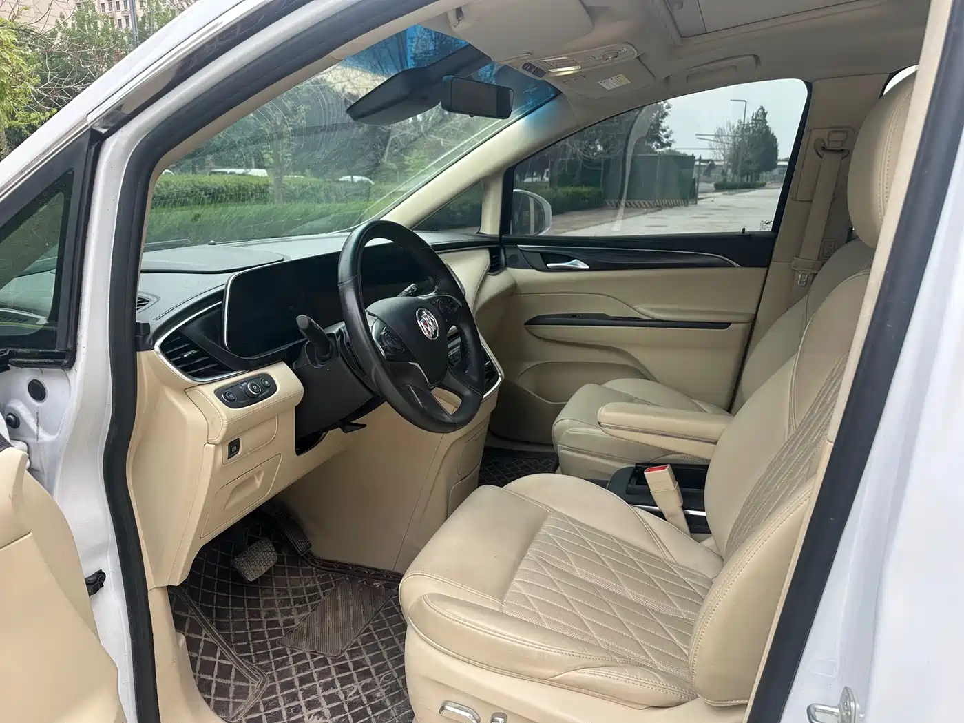 Buick GL8 2022 ES Landmark 653T Luxury фото 4