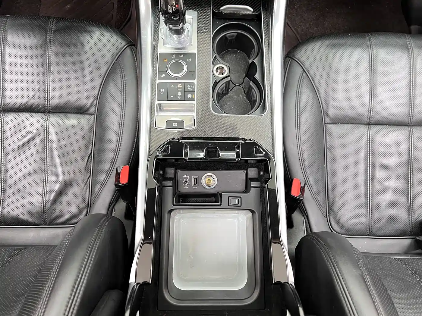 Land Rover Range Rover Sport 2014 3.0 SC V6 HSE фото 25