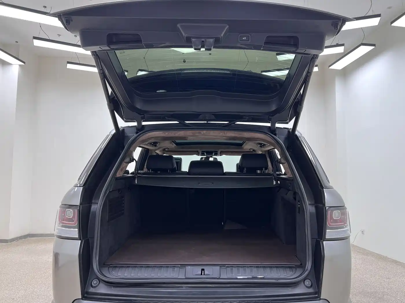 Land Rover Range Rover Sport 2014 3.0 SC V6 HSE фото 28