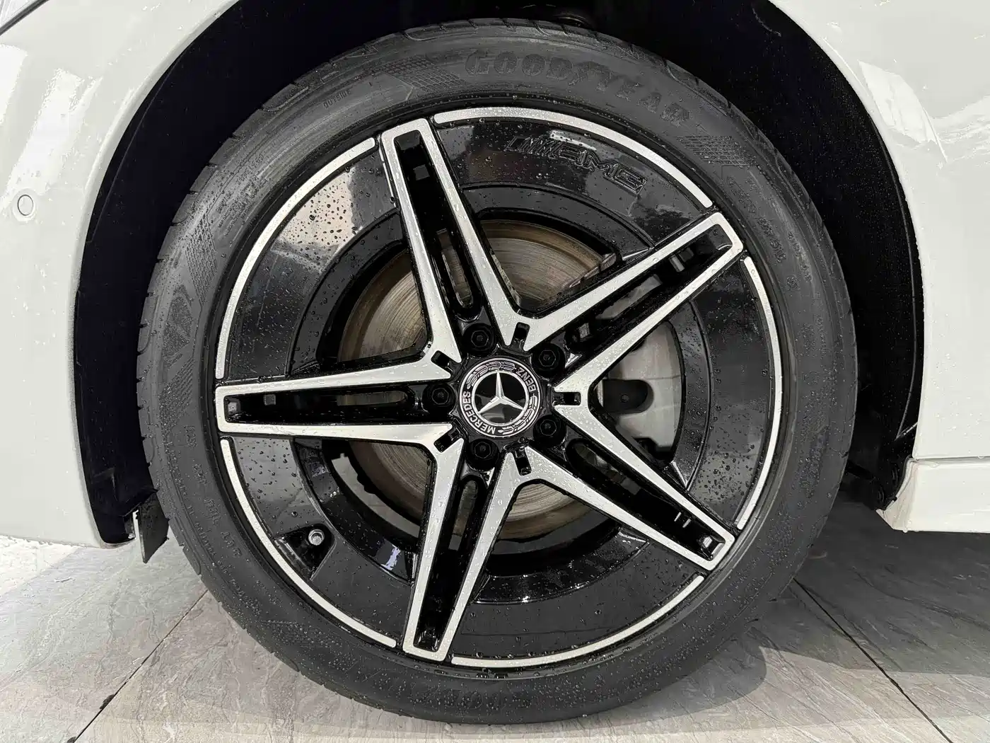 Mercedes-Benz C-Class 2024 Facelift C 260 L Moonlight Sport фото 16