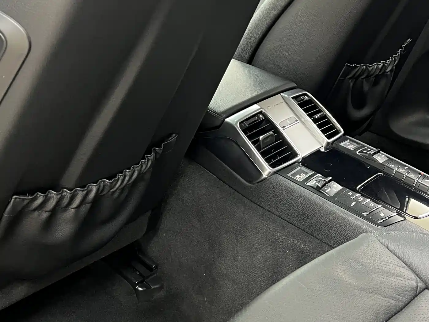 Porsche Panamera 2014 Panamera 3.0T фото 33