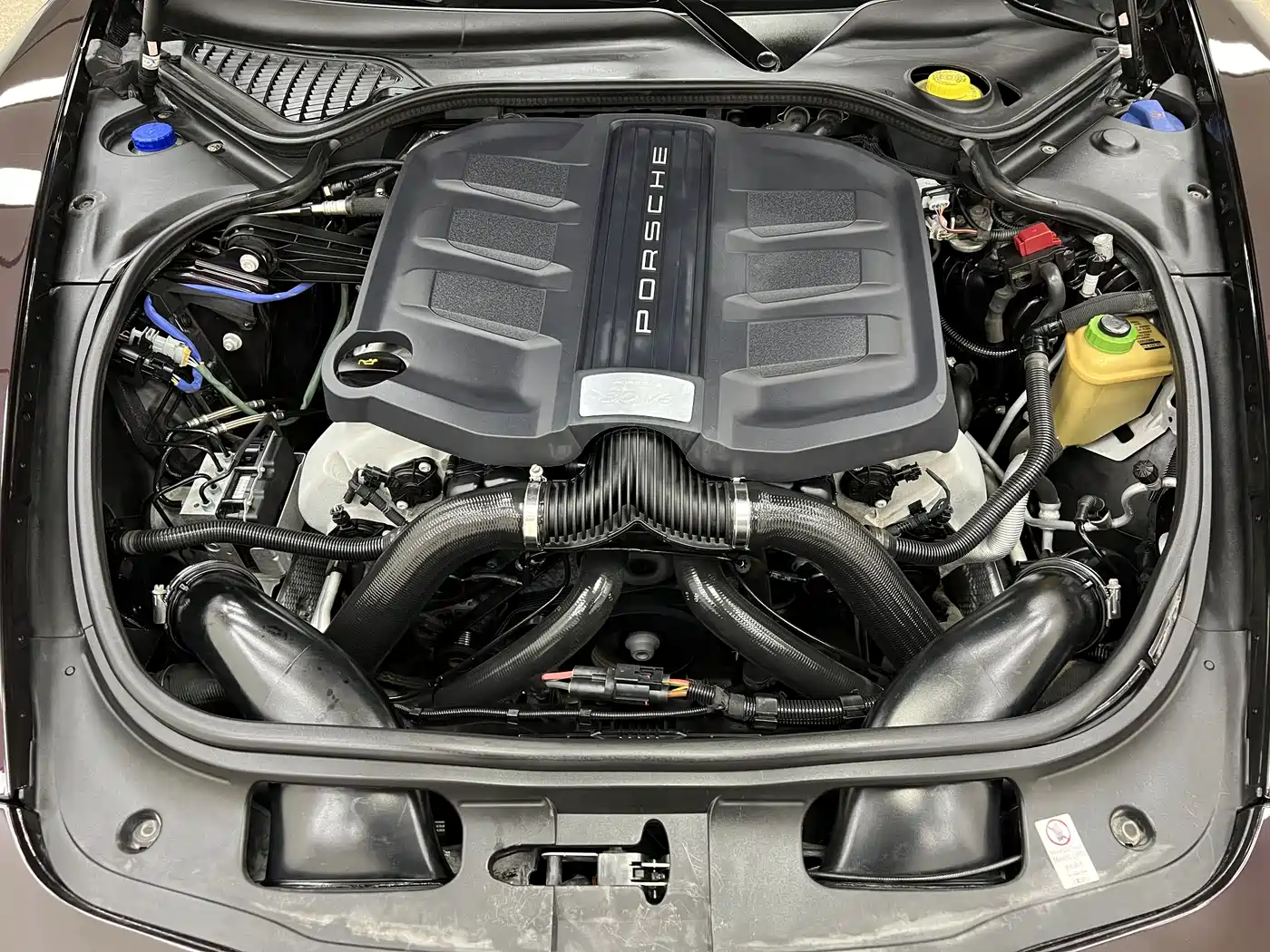 Porsche Panamera 2014 Panamera 3.0T фото 39