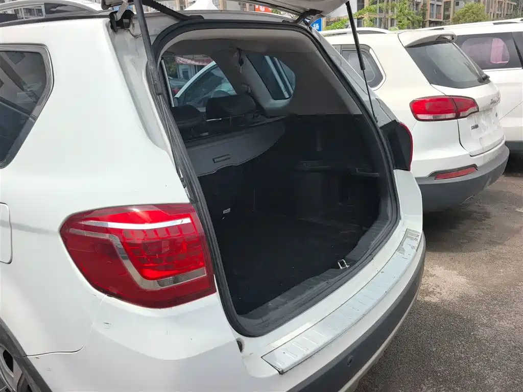 Haval H6 2015 Facelift Sport Edition 1.5T Manual 2WD Elite фото 5