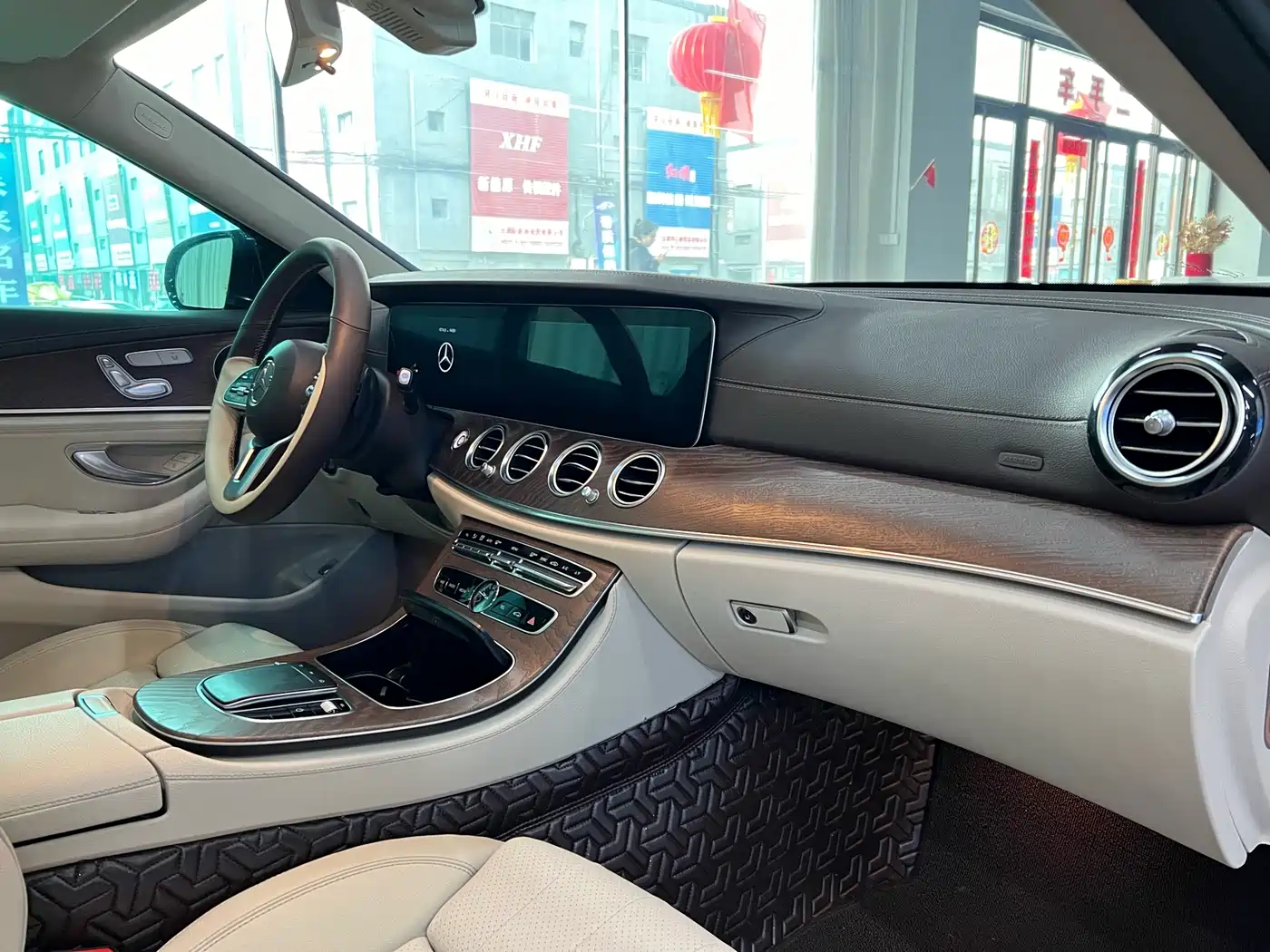 Mercedes-Benz E-Class 2020 E 260 L фото 7