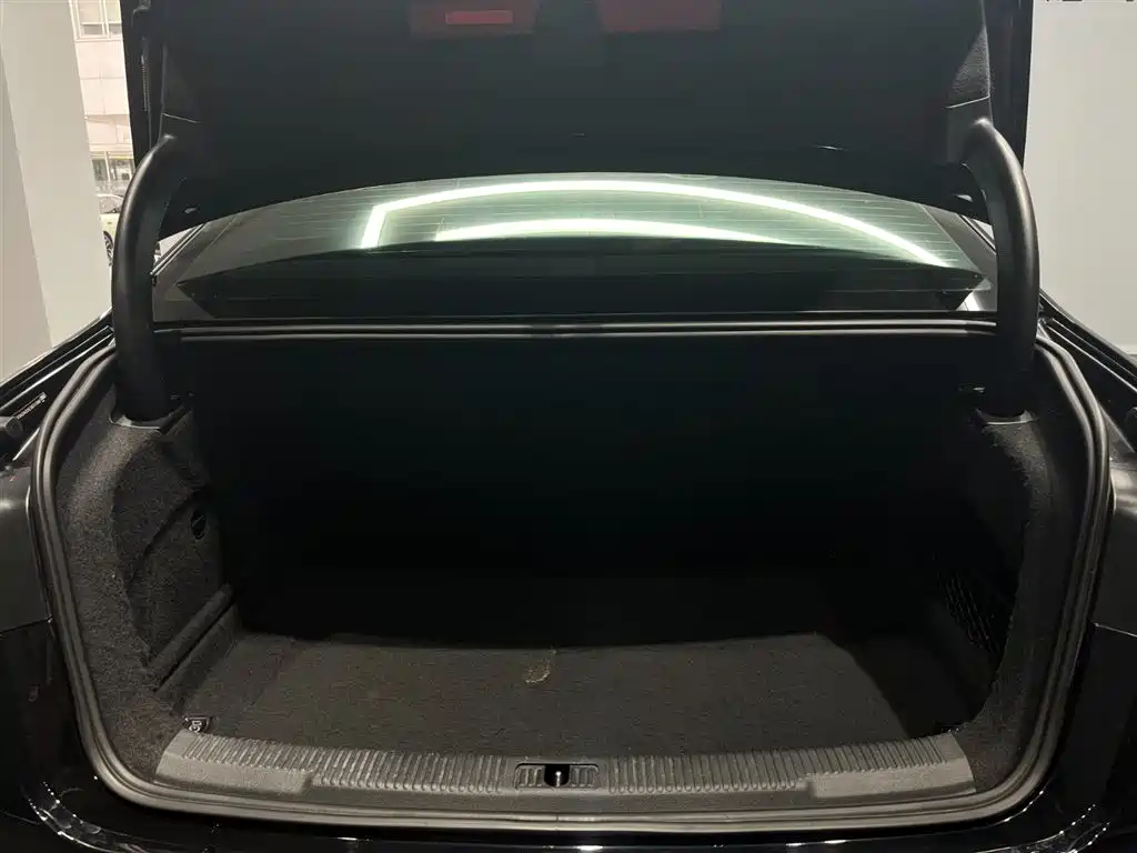 Audi A6L 2015 TFSI Millionth Anniversary Intelligent Leader Type фото 7