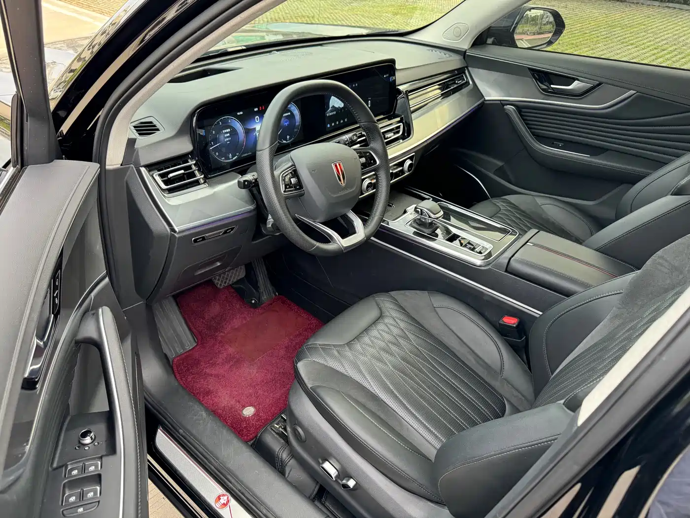 Hongqi HS5 2023 2.0T AWD Flag Enjoy Pro Edition фото 3