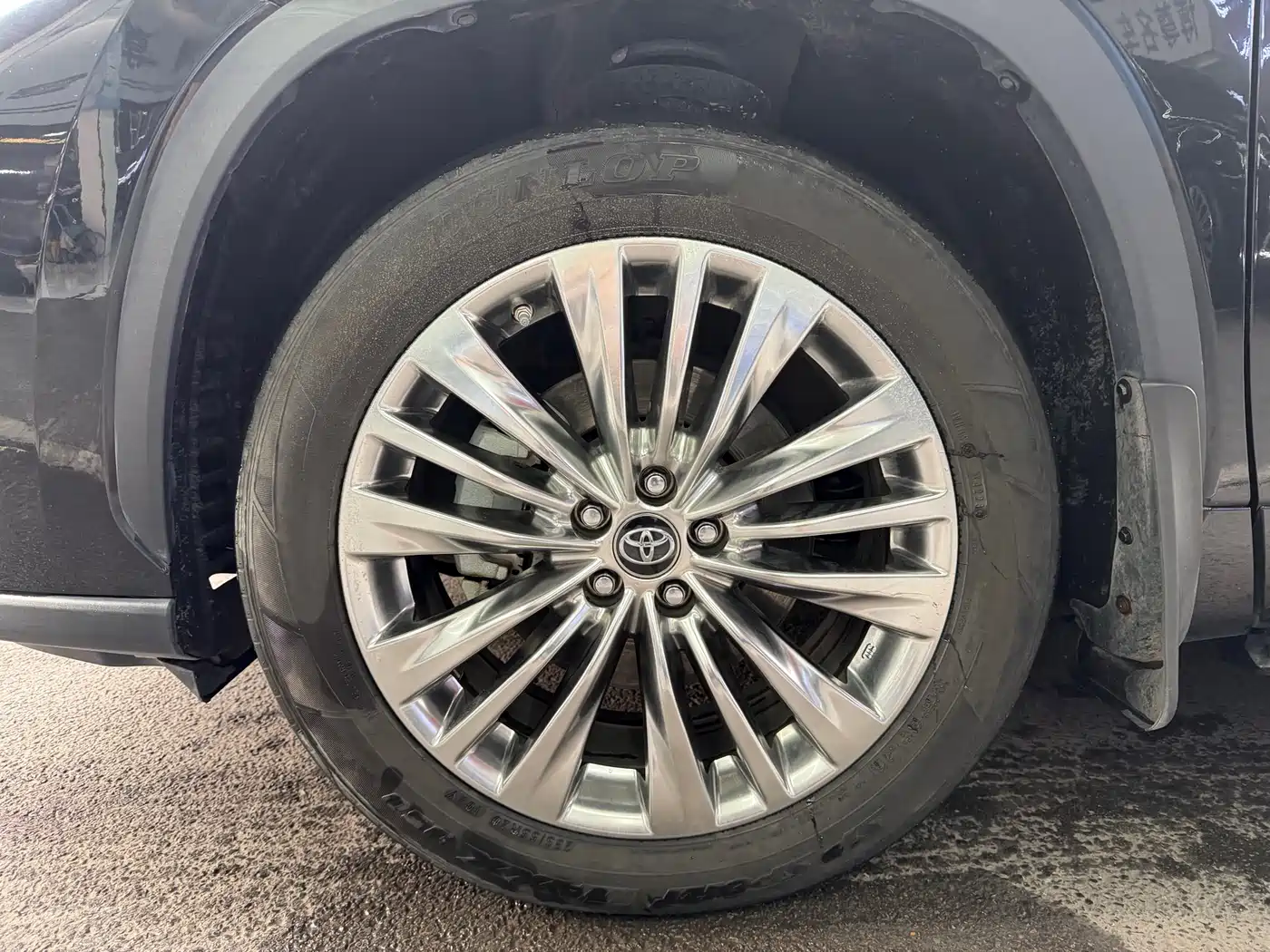 Toyota Highlander 2022 380T 4WD Luxury 7-Seater фото 5