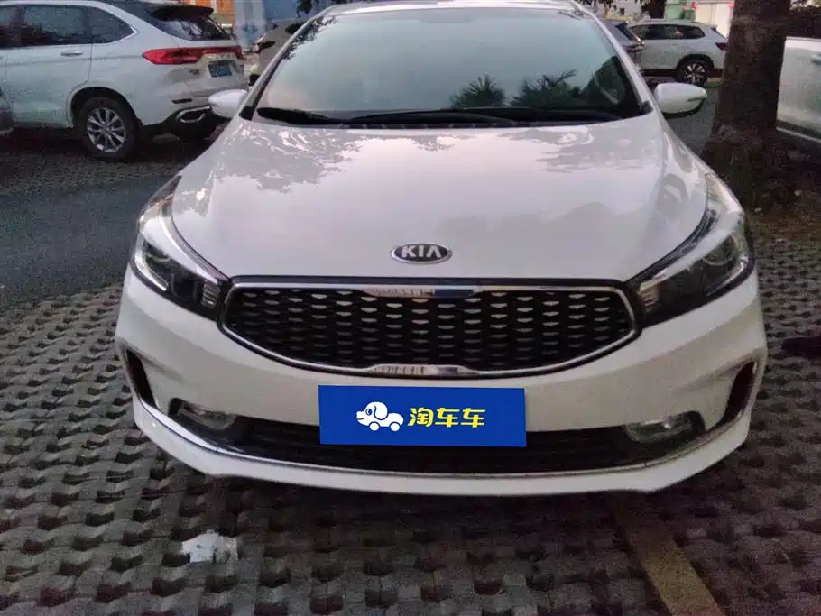Kia K3 2016 1.6L Automatic GLS фото 2