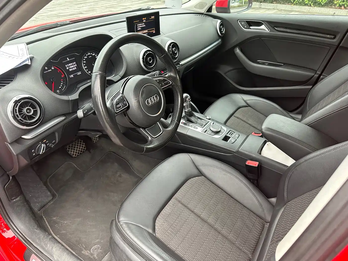 Audi A3 (Import) 2014 Sportback 40 TFSI S line Comfort фото 9