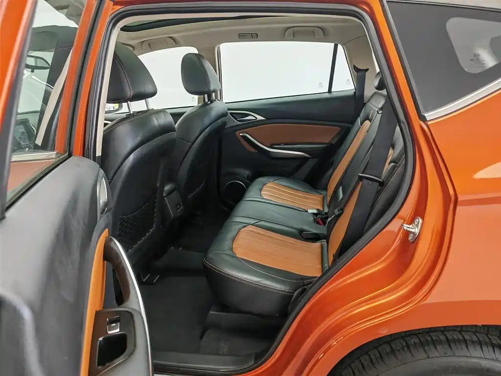 BYD Song 2016 1.5TI Manual Premium фото 15
