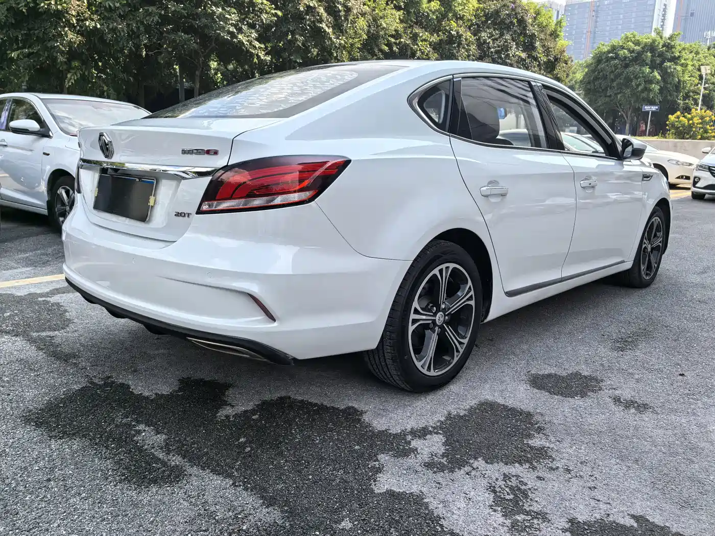 MG MG6 2018 2017 20T Automatic Luxury Smart Connect Version (China V)