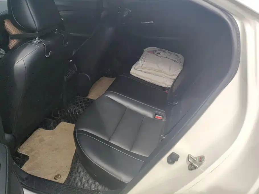 Nissan SYLPHY, миниатюра 11