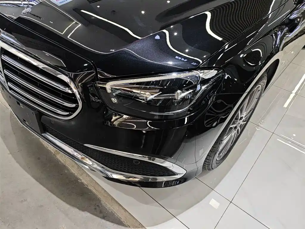 Mercedes-Benz E-Class 2022 E 260 L фото 18