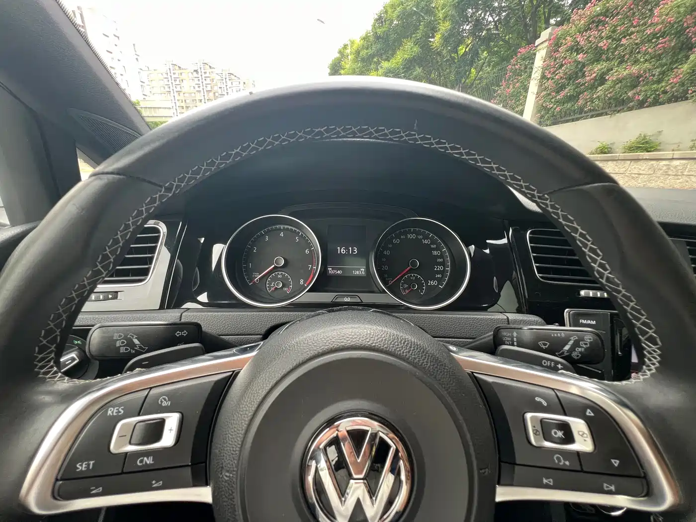 Volkswagen Golf 2016 1.4TSI Automatic R-Line фото 4