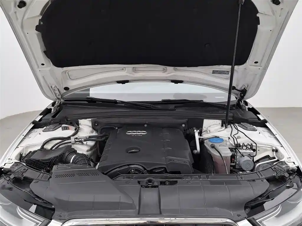 Audi A4L 2013 35 TFSI Automatic Comfort фото 6