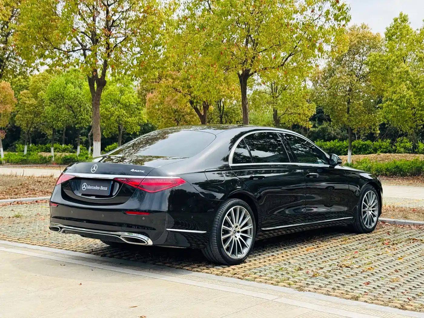 MERCEDES-BENZ S CLASS