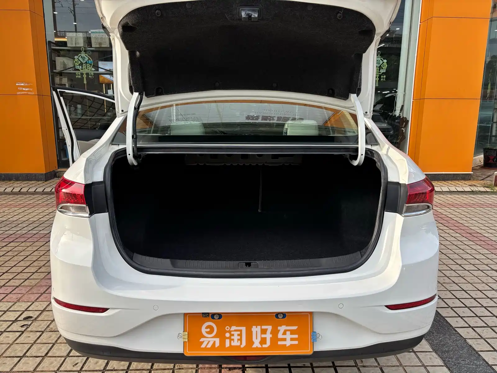 Фото 27 - Buick Excelle