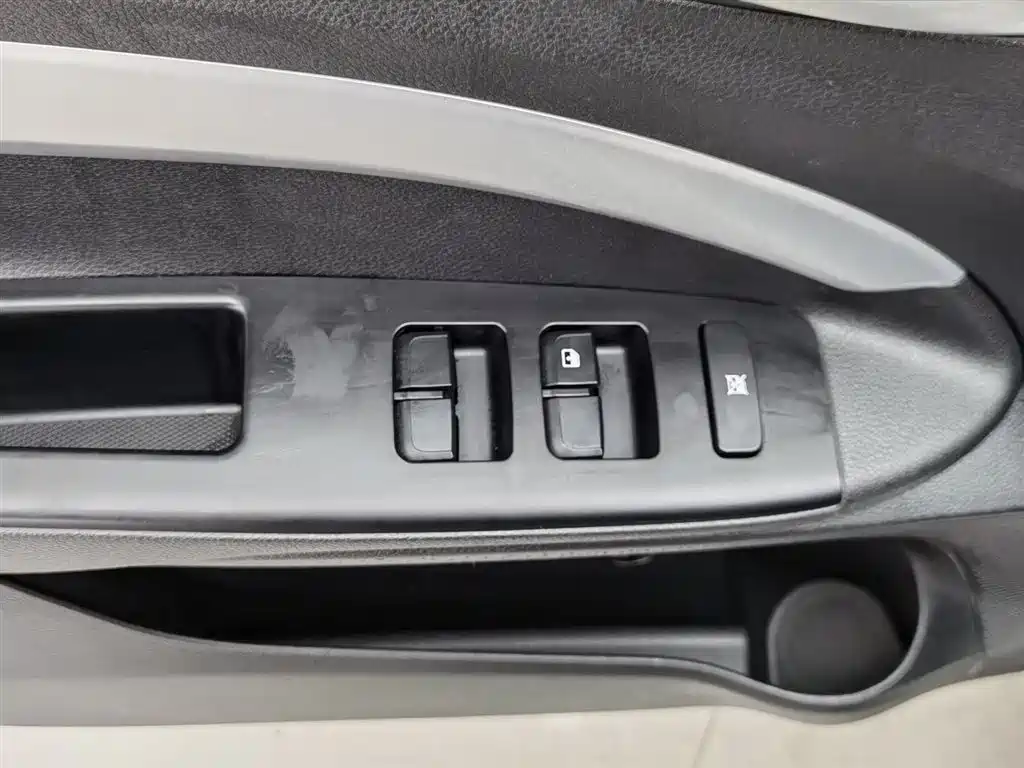 Kia KX1 2019 1.4L Automatic Fun Edition China VI фото 9