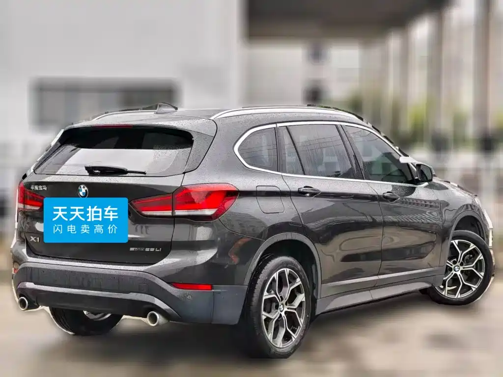 Фото 5 - BMW X1