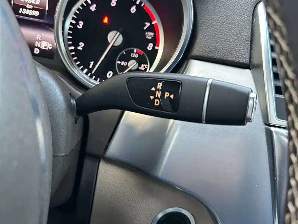 Mercedes-Benz M-Class 2014 ML 320 4MATIC фото 24