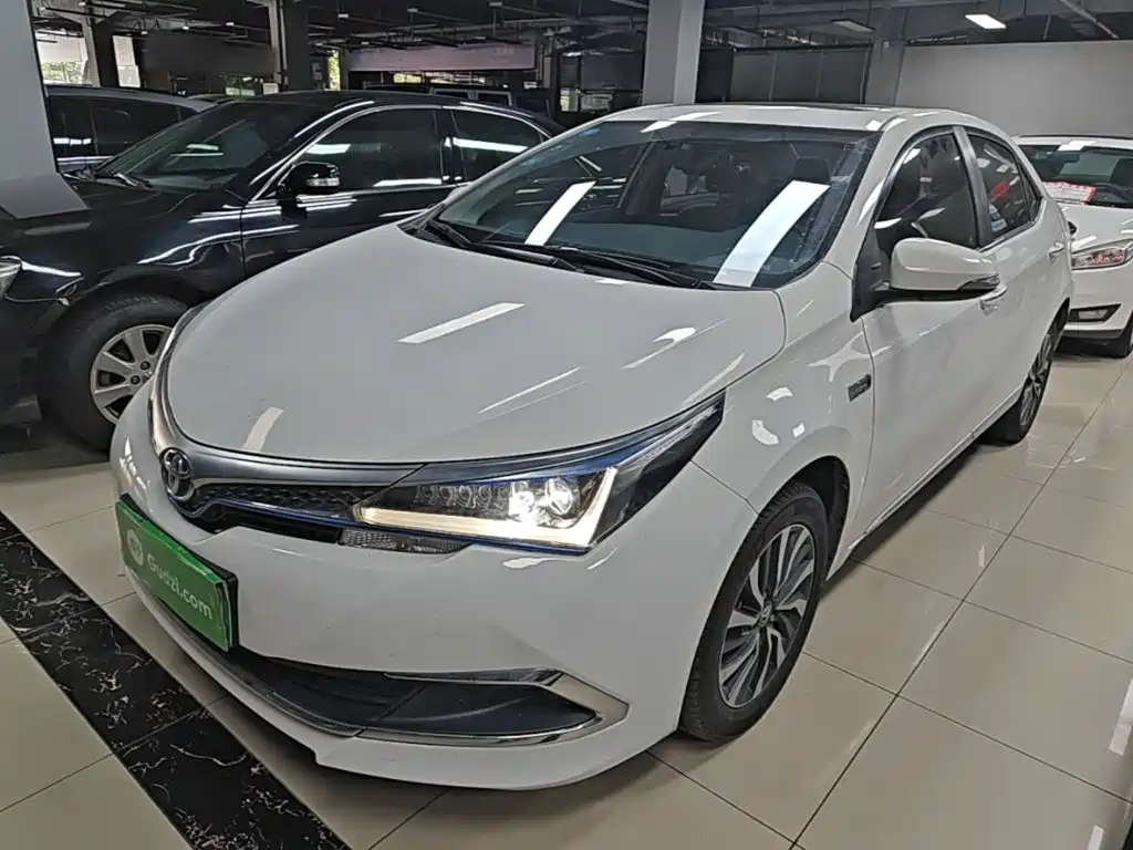 Toyota Corolla Twin Engine E+ 2019 2019 1.8L E-CVT Luxury Edition