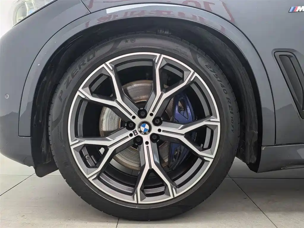 BMW X5 (Import) 2019 xDrive40i Exclusive M Sport Package фото 17