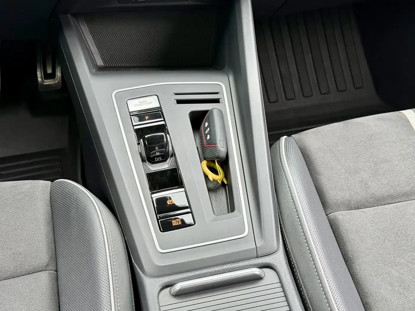 Volkswagen Golf 2021 280TSI DSG R-Line фото 14