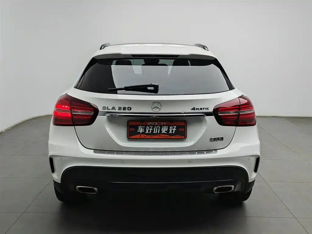 Mercedes-Benz GLA 2018 GLA 220 4MATIC Sport фото 4