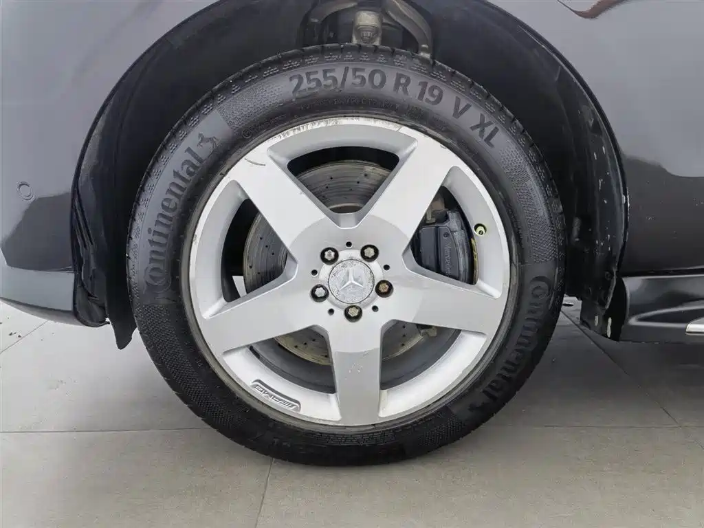Mercedes-Benz M-Class 2012 Model ML 350 Luxury фото 17