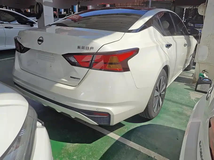 Nissan TEANA, миниатюра 3