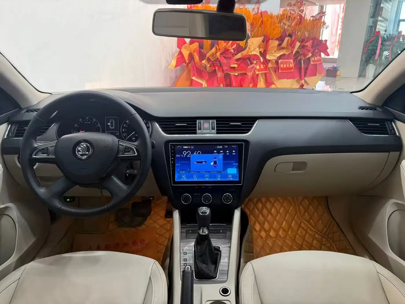 Škoda Octavia 2016 1.6L Automatic Smart Edition фото 5